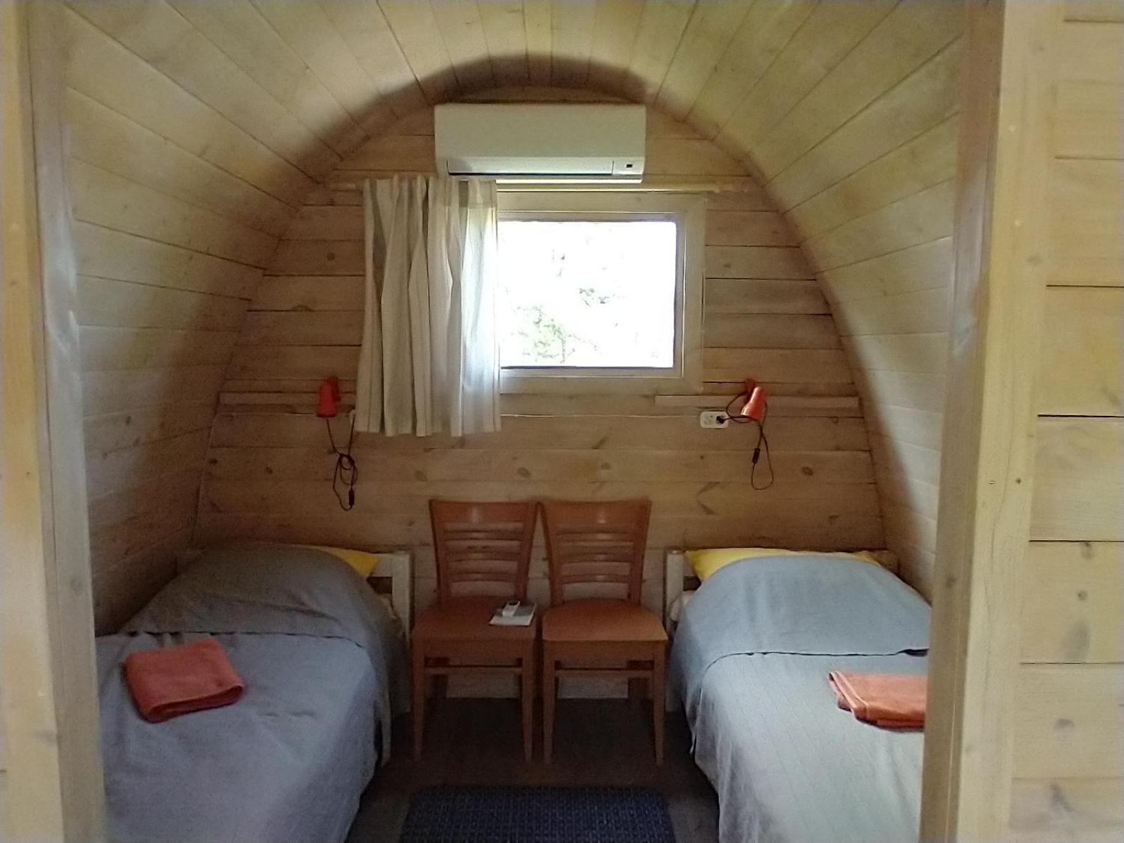 Lahemaa Kohvikann B & B, Caravan Park Palmse Rum bild